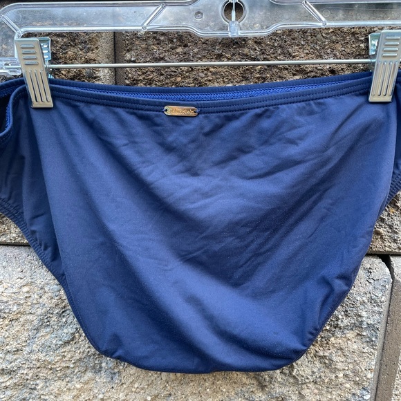 CALVIN KLEIN TWO PIECE - Picture 6 of 7